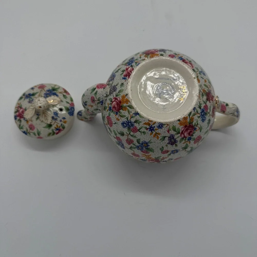 Royal Winton Grimwades Old Cottage Chintz Teapot Bird Finial Gold Trim Floral